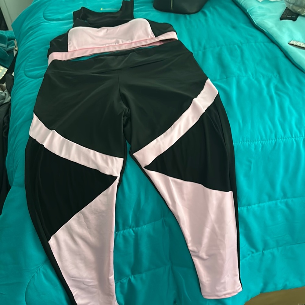 Pink & Black work out clothes
